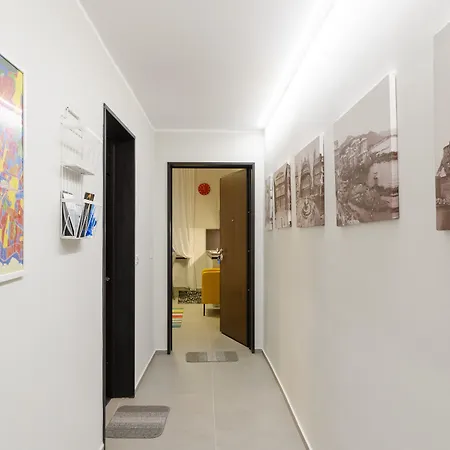 Joivy Modern Flat In The Perfect Centre Of Γένοβα